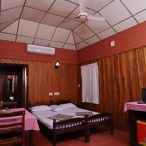 Vembanad Lake Villas ** Кумараком
